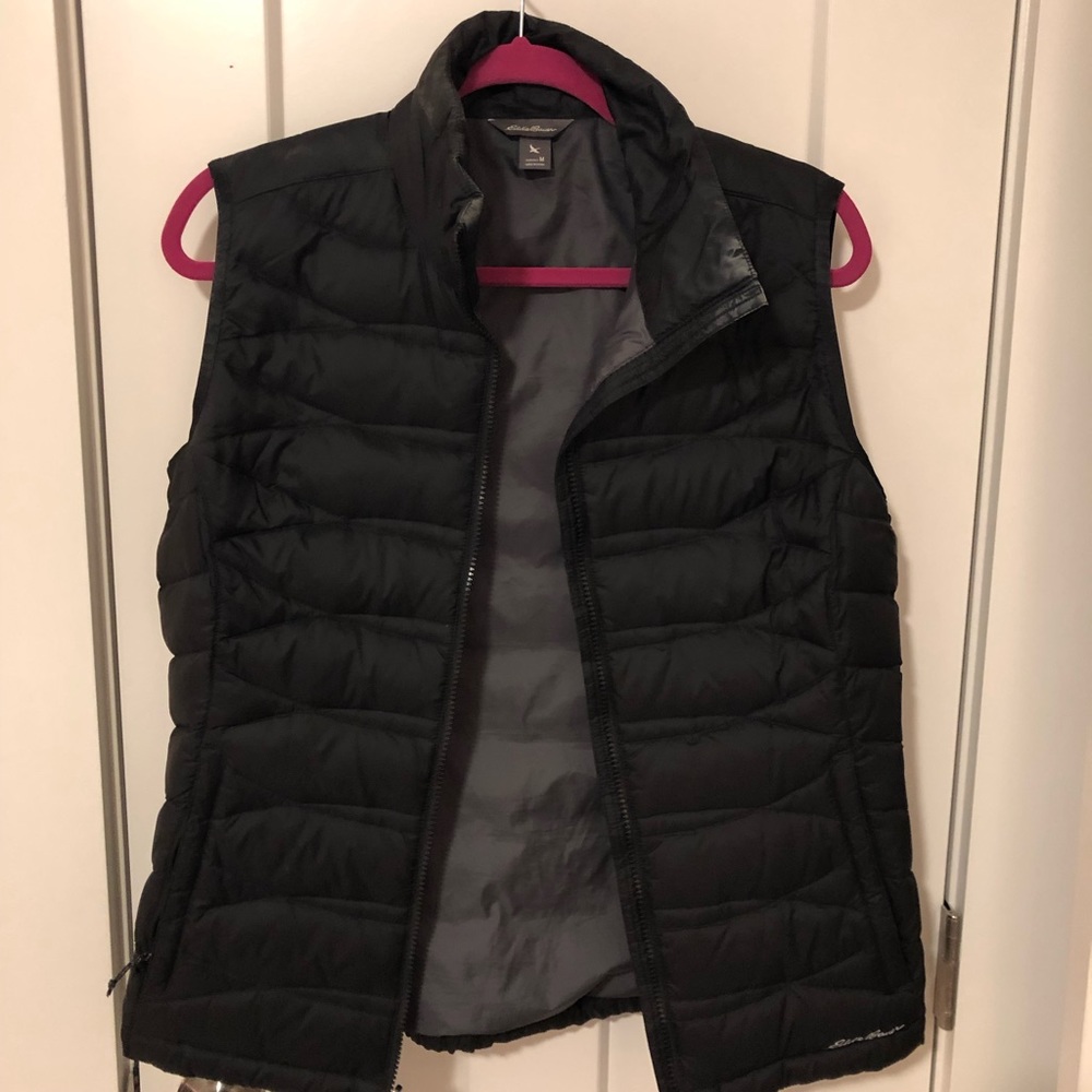 EDDIE BAUER BLACK PUFFER VEST